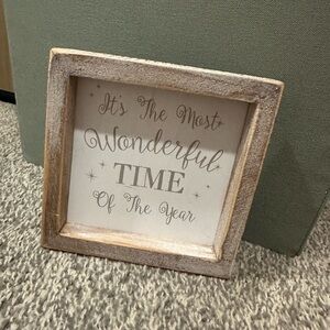 Rustic Wooden Holiday Sign